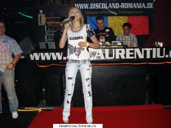 Ce crezi despre Denisa? - Clik pe poza pentru a mari iar pentru a copia - Forum-ul fanilor adevarati